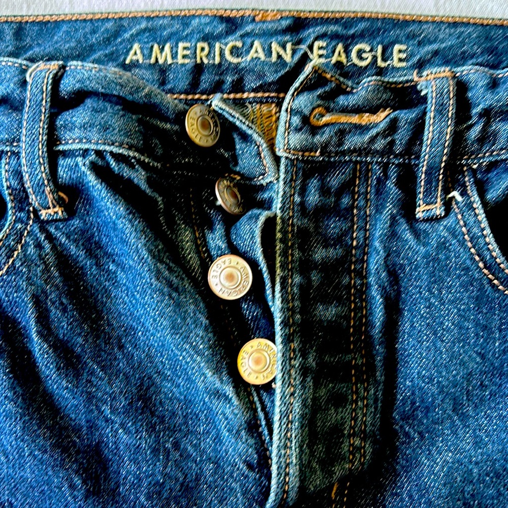 American Eagle Women’s Button fly Jeans